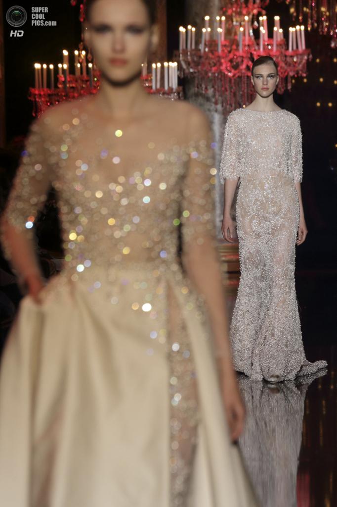 �������. �����. 9 ����. �� ����� ������ ����� ��������� �� Elie Saab. (REUTERS/Philippe Wojazer)