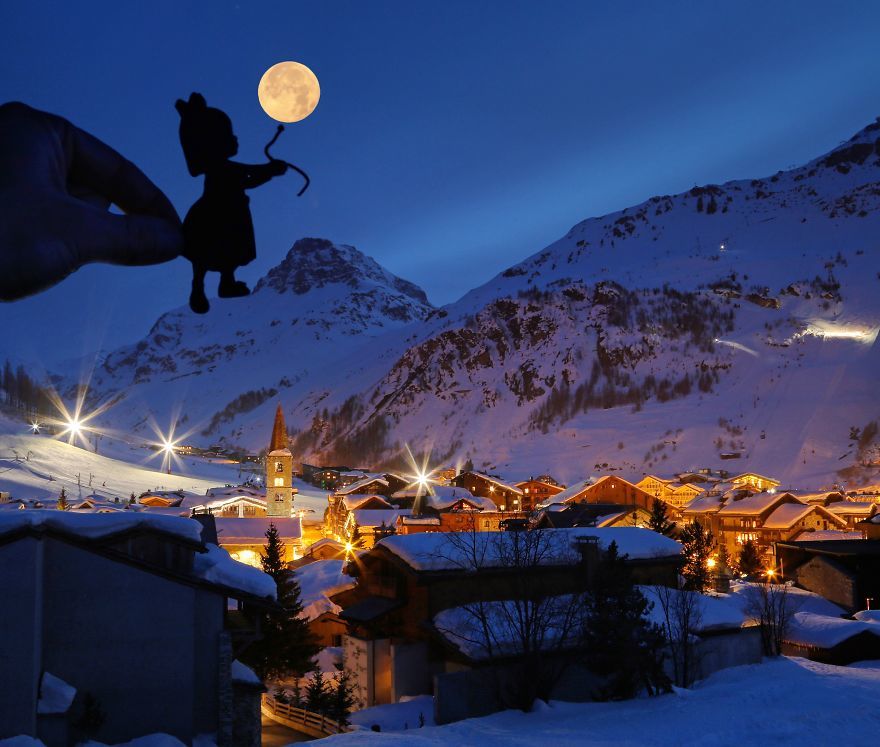 Val_d_Isere_France_Nighttime-577d059f4b868__880