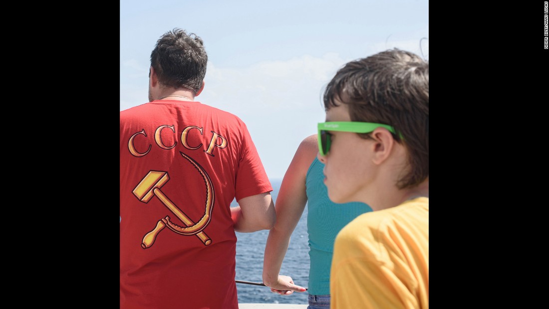 160922154810-02-cnnphotos-crimea-restricted-super-169